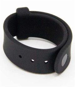 RIN038 Silicone Cockring With Stud