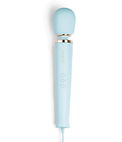 Le Wand PlugIn Massager Sky Blue